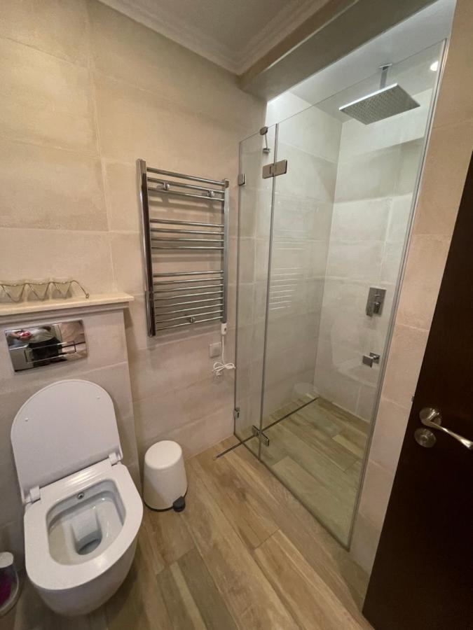 Luxury Apartments In Top City Center Varna 1 Exteriör bild