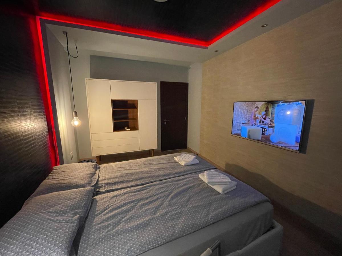 Luxury Apartments In Top City Center Varna 1 Exteriör bild